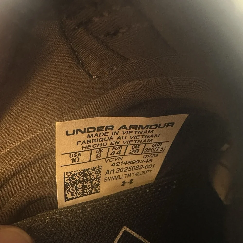 Under Armour Spotlight LUX MC 2.0 Mens Shoes Black White Football Cleats Size 10